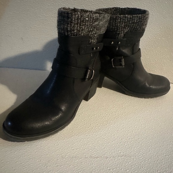 Baretraps Dovet Boots Black Leather Women's Size 9 M Buckles - Picture 7 of 7